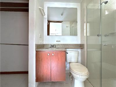 Apartamento en venta en Los Colores, Medellín · foto 17 de 20