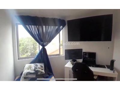 Apartamento de 3 alcobas en venta en Obrero, Bello, 59 m² · foto 6 de 10