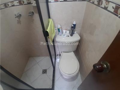 Apartamento de 3 alcobas en venta en Obrero, Bello, 59 m² · foto 8 de 10