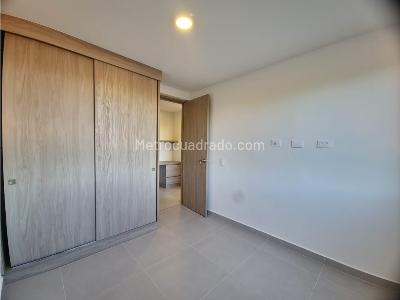 Apartamento de 3 alcobas en venta en Barro Blanco, Rionegro, 62 m² · foto 14 de 20