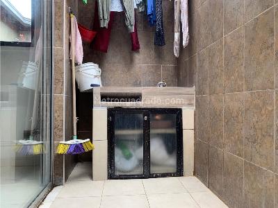 Casa de 5 alcobas en venta en La Candelaria, Medellín, 110 m² · foto 5 de 17