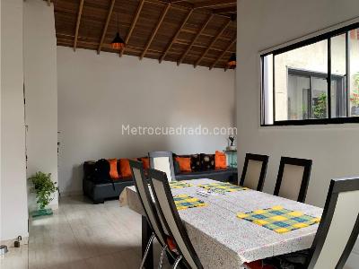 Casa de 5 alcobas en venta en La Candelaria, Medellín, 110 m² · foto 7 de 17