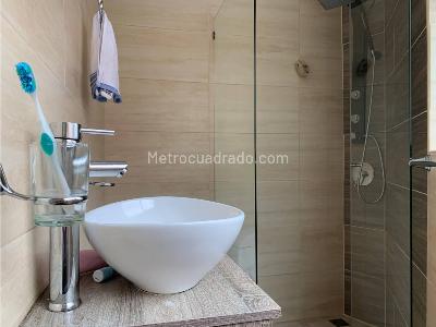 Casa de 5 alcobas en venta en La Candelaria, Medellín, 110 m² · foto 10 de 17