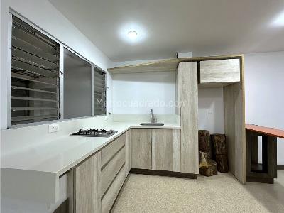 Apartaestudio en venta en Calasanz Parte Baja, Medellín, 54 m² · foto 4 de 15