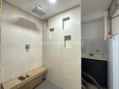 Apartaestudio en venta en Calasanz Parte Baja, Medellín, 54 m² · foto 11 de 15