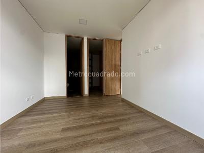 Apartamento en venta en Los Colores, Medellín · foto 16 de 20
