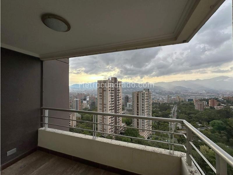 Duplex Penthouse with 3BR in Transv Superior - 3