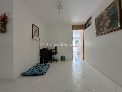 Apartamento de 4 alcobas en venta en Laureles, Medellín, 125 m² · foto 10 de 17