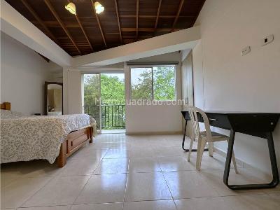 Apartaestudio en venta en La Floresta, Medellín, 98 m² · foto 6 de 19