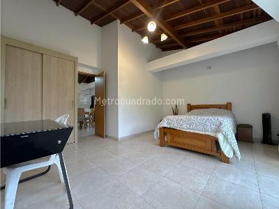 Apartaestudio en venta en La Floresta, Medellín, 98 m² · foto 7 de 19