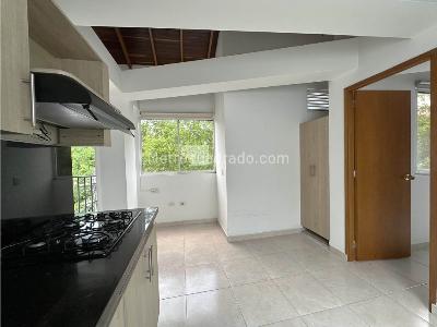 Apartaestudio en venta en La Floresta, Medellín, 98 m² · foto 15 de 19