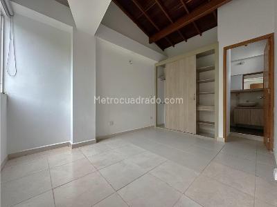 Apartaestudio en venta en La Floresta, Medellín, 98 m² · foto 16 de 19
