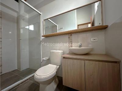 Apartaestudio en venta en La Floresta, Medellín, 98 m² · foto 17 de 19