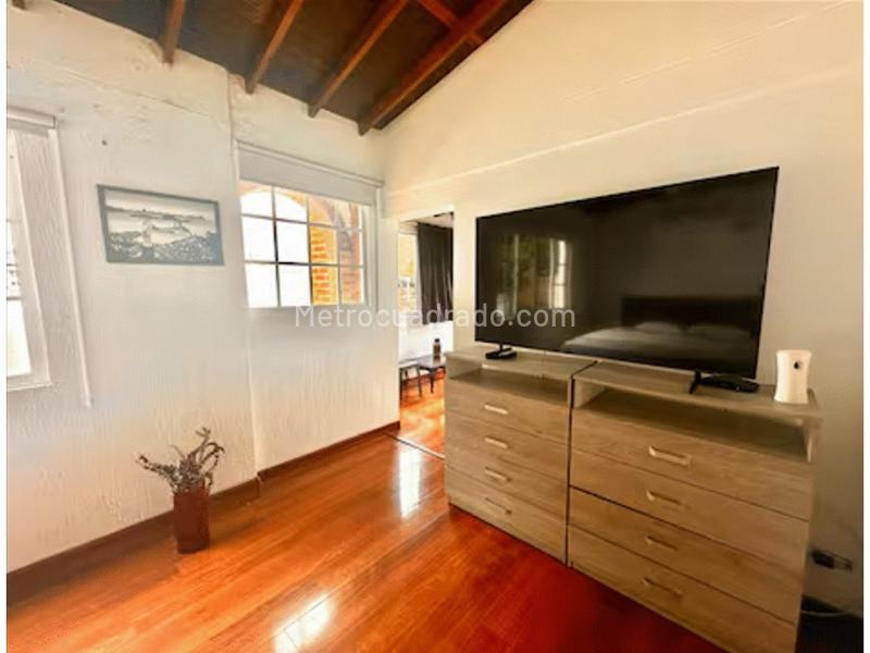 Furnished 5BR House in Envigado - 8