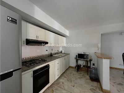 Apartamento en venta en Laureles, Medellín · foto 8 de 20