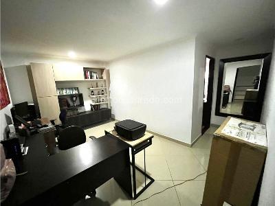 Apartamento de 3 alcobas en venta en Laureles, Medellín, 176 m² · foto 4 de 17