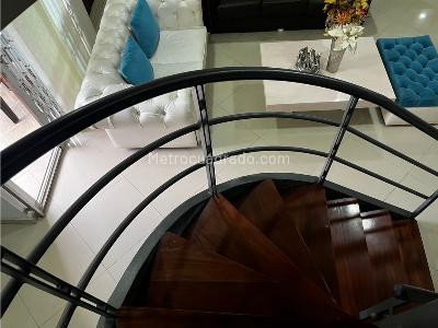 Apartamento de 3 alcobas en venta en Laureles, Medellín, 176 m² · foto 7 de 17