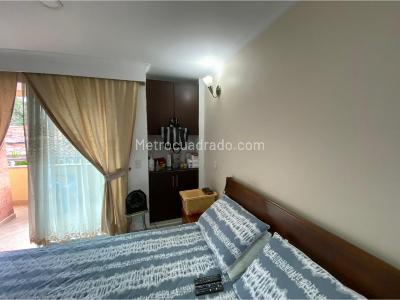 Apartamento de 3 alcobas en venta en Laureles, Medellín, 176 m² · foto 14 de 17