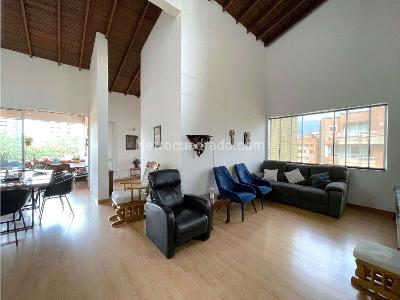 Apartamento de 4 alcobas en venta en Laureles, Medellín, 141 m² · foto 4 de 20