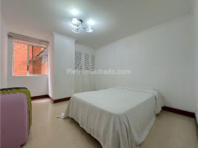 Apartamento en venta en Laureles, Medellín · foto 7 de 20