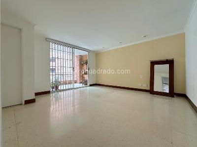 Apartamento en venta en Laureles, Medellín · foto 12 de 20