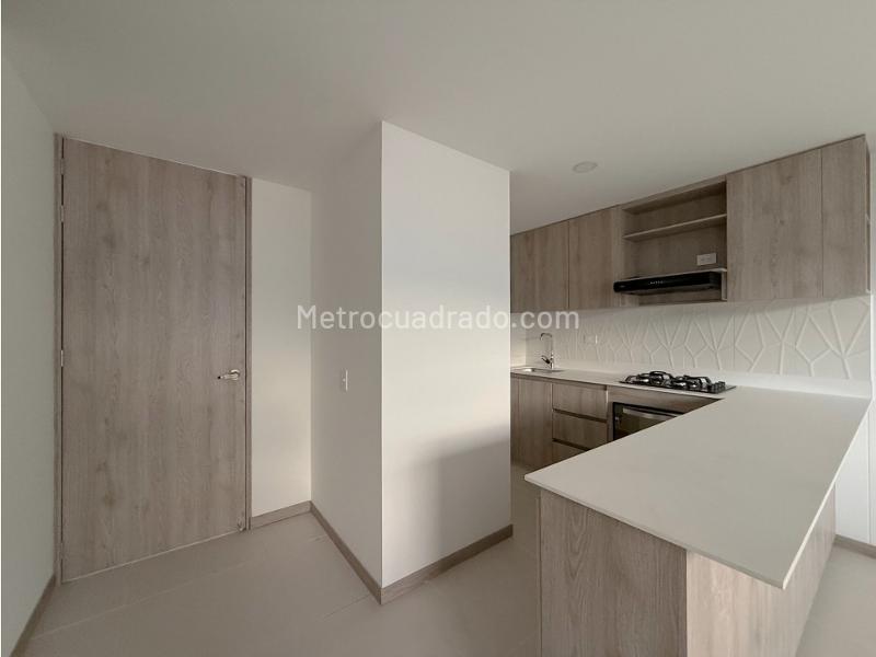 New 3BR Apartment in Itagui - 4