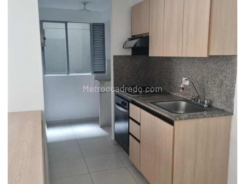 3BR Apartment with City View in La Castellana - 5