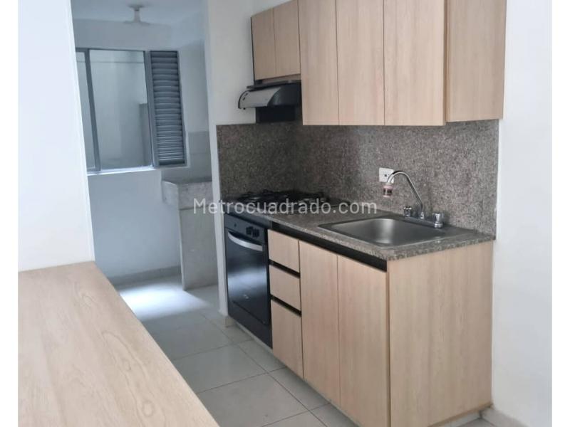 3BR Apartment with City View in La Castellana - 6