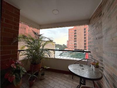 Apartamento de 3 alcobas en venta en Conquistadores, Medellín, 97 m² · foto 4 de 20