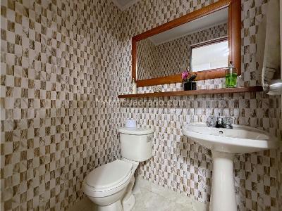 Apartamento de 3 alcobas en venta en Conquistadores, Medellín, 97 m² · foto 11 de 20