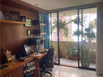 Apartamento de 3 alcobas en venta en Robledo Pilarica, Medellín, 107 m² · foto 13 de 16
