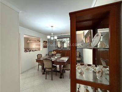 Casa de 5 alcobas en venta en Santa Monica, Medellín, 185 m² · foto 7 de 19