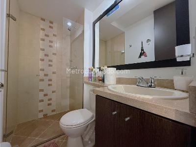 Apartamento de 3 alcobas en venta en Ave Maria, Sabaneta, 77 m² · foto 8 de 20