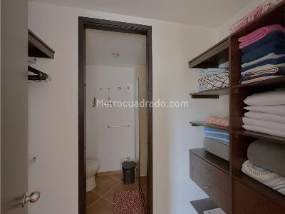 Apartamento de 3 alcobas en venta en Ave Maria, Sabaneta, 77 m² · foto 15 de 20