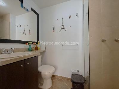 Apartamento de 3 alcobas en venta en Ave Maria, Sabaneta, 77 m² · foto 16 de 20