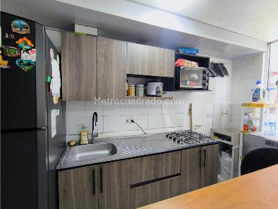 Apartamento en venta en Robledo, Medellín · foto 3 de 12