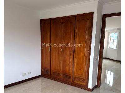 Apartamento de 4 alcobas en venta en Segundo Parque De Laureles, Medellín, 180 m² · foto 13 de 20