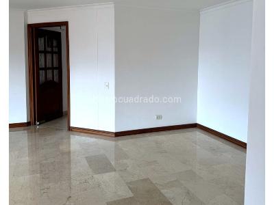 Apartamento de 4 alcobas en venta en Segundo Parque De Laureles, Medellín, 180 m² · foto 15 de 20