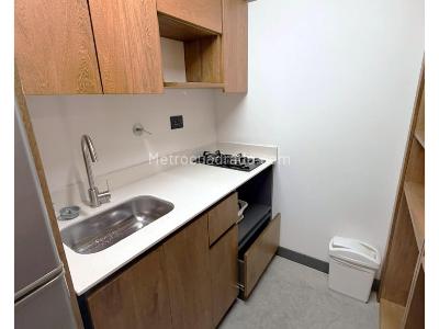 Apartaestudio en venta en La Candelaria, Medellín, 34 m² · foto 8 de 16