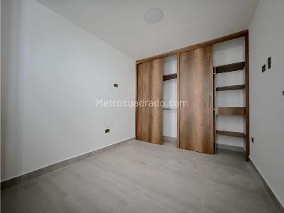 Apartamento de 3 alcobas en venta en Cristobal, Medellín, 218 m² · foto 9 de 20