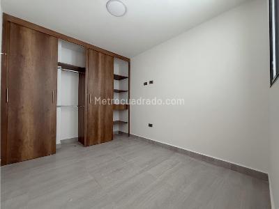 Apartamento de 3 alcobas en venta en Cristobal, Medellín, 218 m² · foto 11 de 20