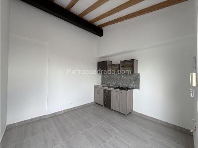 Apartamento de 3 alcobas en venta en Cristobal, Medellín, 218 m² · foto 16 de 20