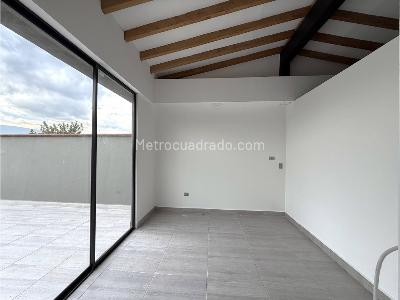 Apartamento de 3 alcobas en venta en Cristobal, Medellín, 218 m² · foto 18 de 20