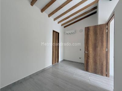 Apartamento de 3 alcobas en venta en Cristobal, Medellín, 218 m² · foto 19 de 20