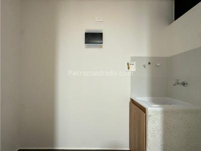 Apartamento en venta en Los Colores, Medellín · foto 4 de 20