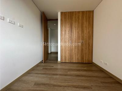 Apartamento en venta en Los Colores, Medellín · foto 8 de 20