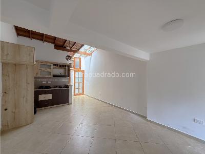 Apartamento de 2 alcobas en venta en Belen Las Playas, Medellín, 60 m² · foto 2 de 12