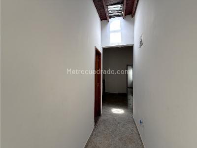Apartamento de 2 alcobas en venta en Belen Las Playas, Medellín, 65 m² · foto 2 de 11