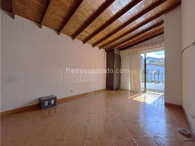 Casa en arriendo en Almeria, Medellín · foto 6 de 20