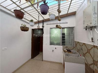Casa en arriendo en Almeria, Medellín · foto 17 de 20